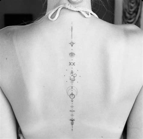 tatouage colonne vertebrale femme|Tatouage colonne vertébrale : signification, prix et。